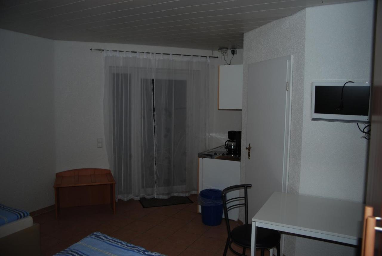 Ferienwohnungen Schaefer Obersulm Экстерьер фото